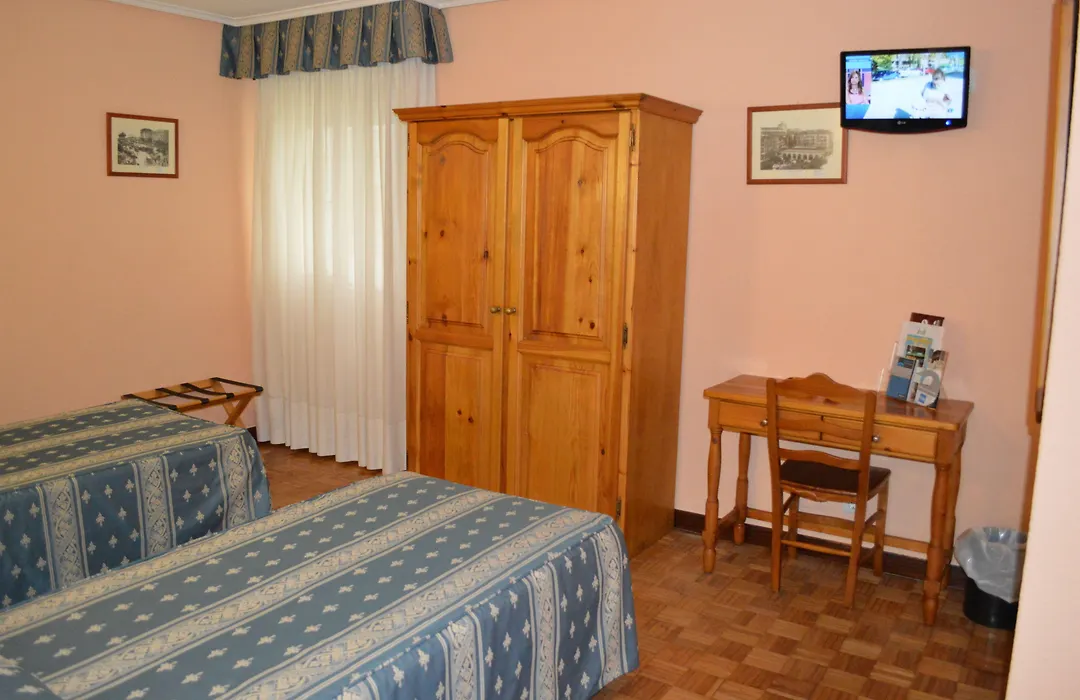 Hotel San Glorio-1